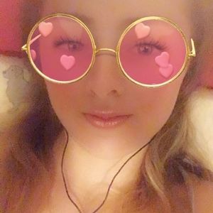 Meet your Posher, Gabriella